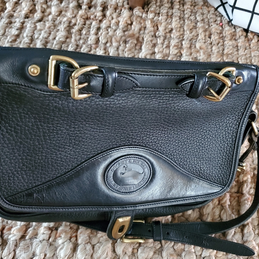 Dooney and Bourke vintage shoulder/satchel bag